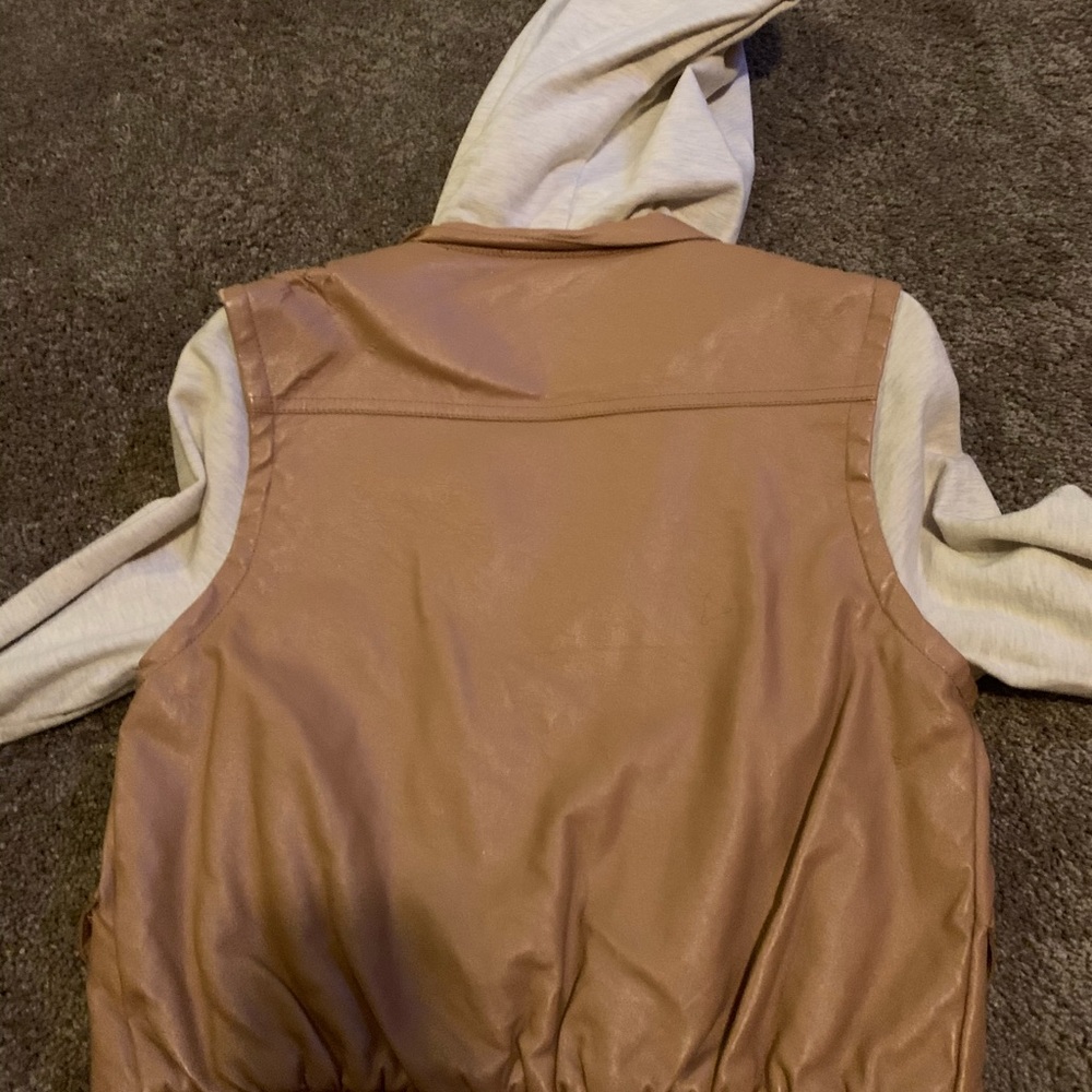Beige Jacket - Picture 5 of 5